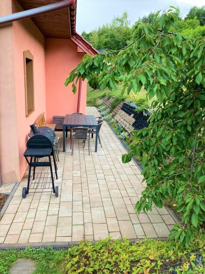 Villa Dom Na Wzgorzu Z Pieknymi Widokami. Miejsce Tropie Esterno foto