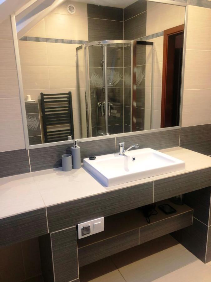 Villa Dom Na Wzgorzu Z Pieknymi Widokami. Miejsce Tropie Esterno foto